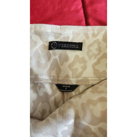Versona Modern Pull On Pants Size 6 White Tan Cheetah Print Stretch Comfort - Picture 3 of 8